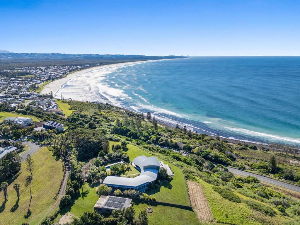 Villa Blue Seas Lennox Head Esterno foto